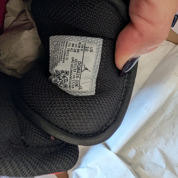 Nike Black, White, and Red Sneakers - Picture 3 of 4